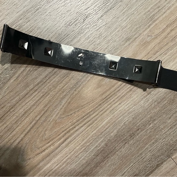 Belt - Picture 2 of 5